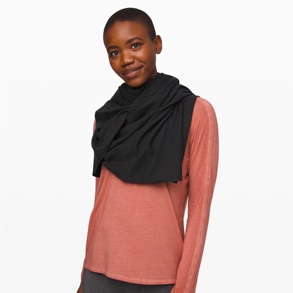 Lululemon Rulu Snap Scarf